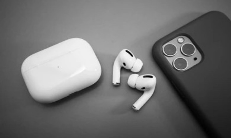 How To Find Lost AirPods That Are Offline ( Fast Method )
